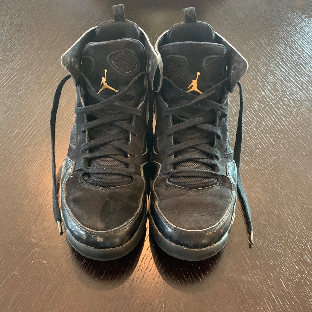 Air Jordan Fligh Club 91 555472-031 Black
Metallic Gold GS Boy's Sz 6.5Y Nike